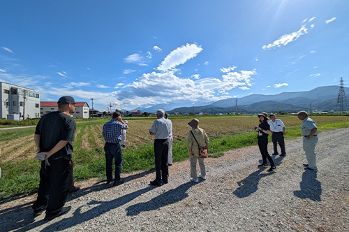 視察研修の様子